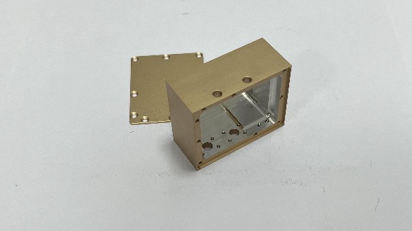 鋁合金CNC加工的原理與優(yōu)點是什么？